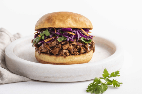 BBQ JACKFRUIT BURGER WITH SLAW